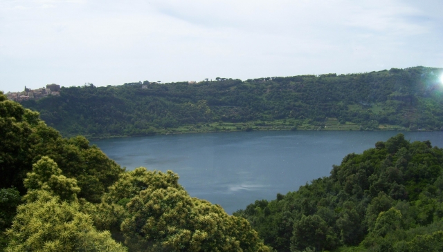  Lago Nemi 